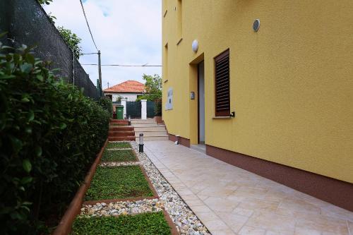 Apartments Ivana - Iva