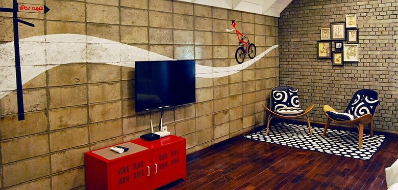 Soar Hotel