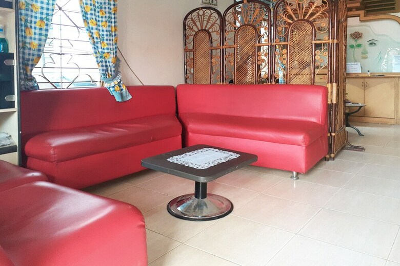 Hotel Mawar Homestay