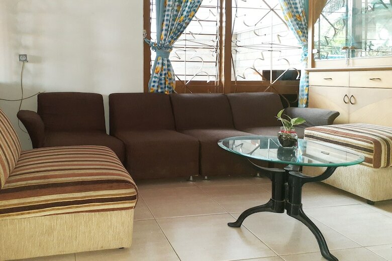 Hotel Mawar Homestay