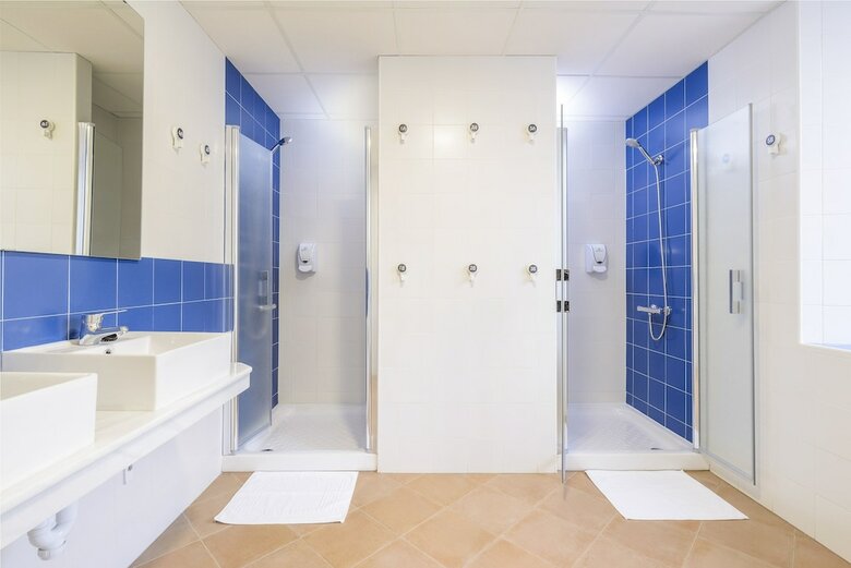 Hostal Benarrab� Hostel