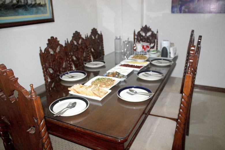 Palompon - Kalanggaman Liezel's B&B