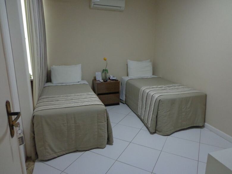 Serra Plaza Hotel