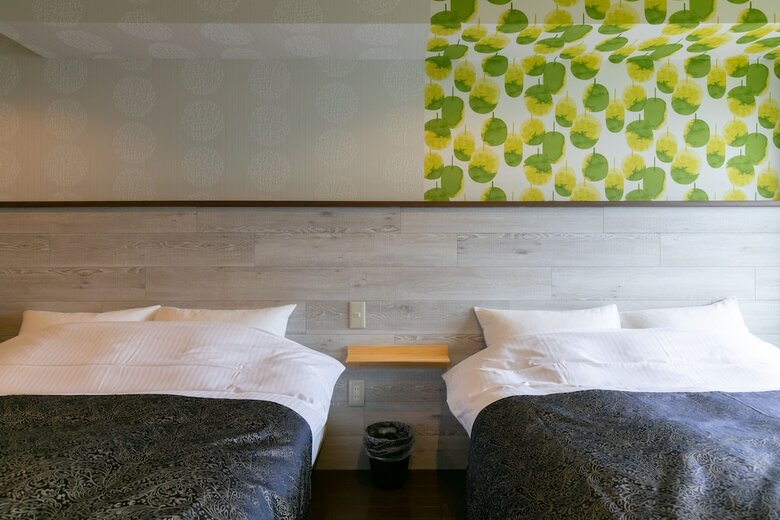 R Hotel