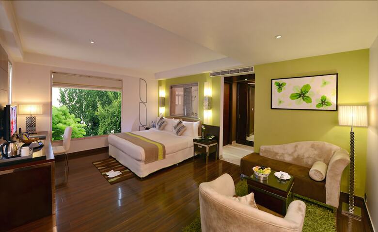 Hotel Leisure Inn West Gurgaon