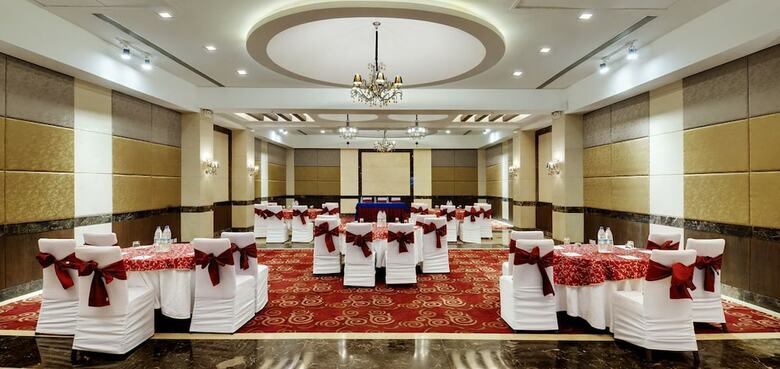 Hotel Leisure Inn West Gurgaon