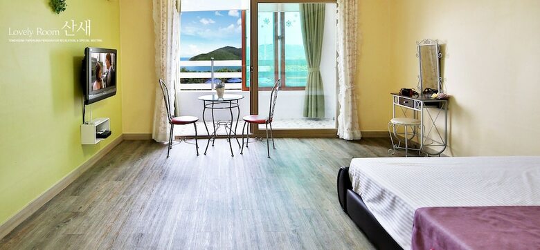 Tongyeong Paper Island Pension