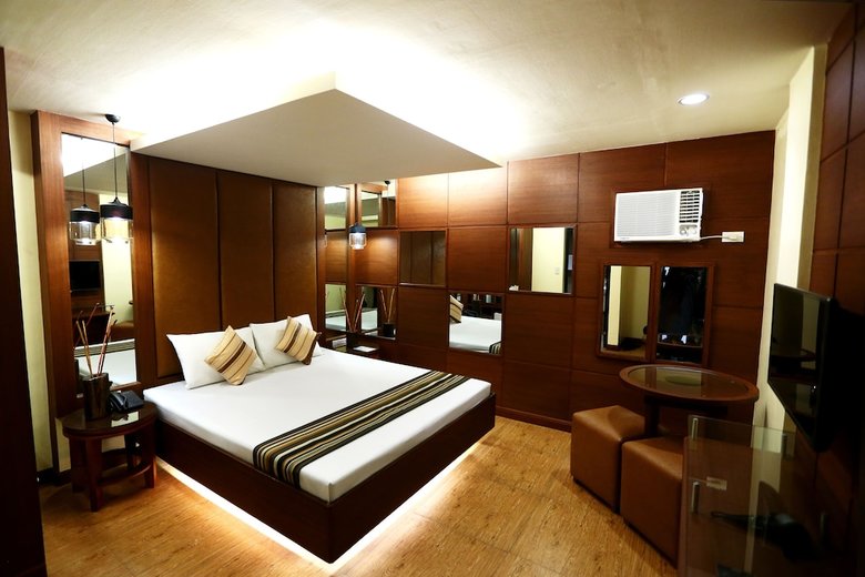 Hotel 2016 Manila