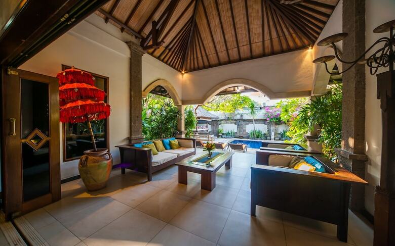 Villa Este, Seminyak