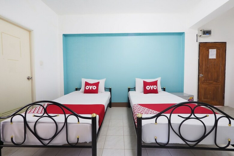 Hotel Oyo 817 Noble Thippanate