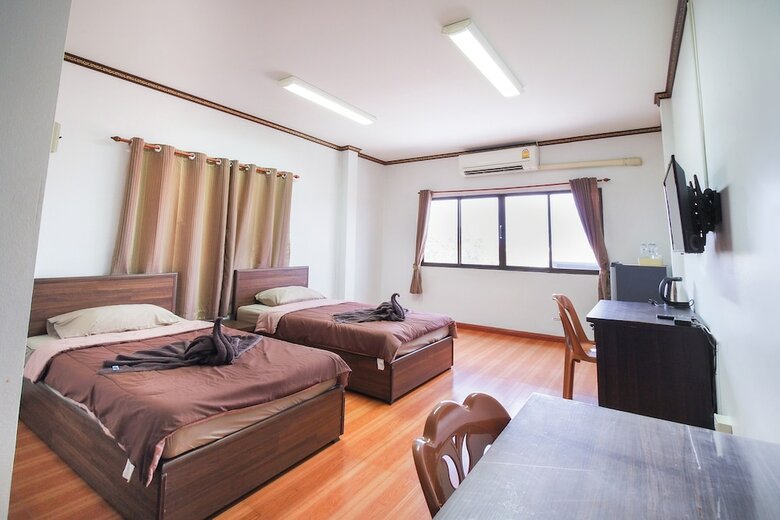 Hotel Oyo 836 Pk Residence