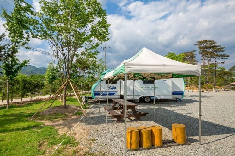 Pension Caravan Camping Farm