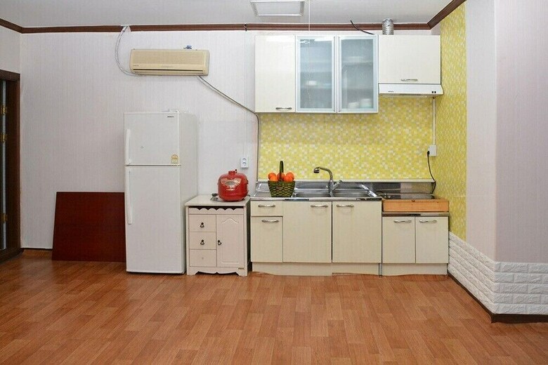 Pension Dodumir House