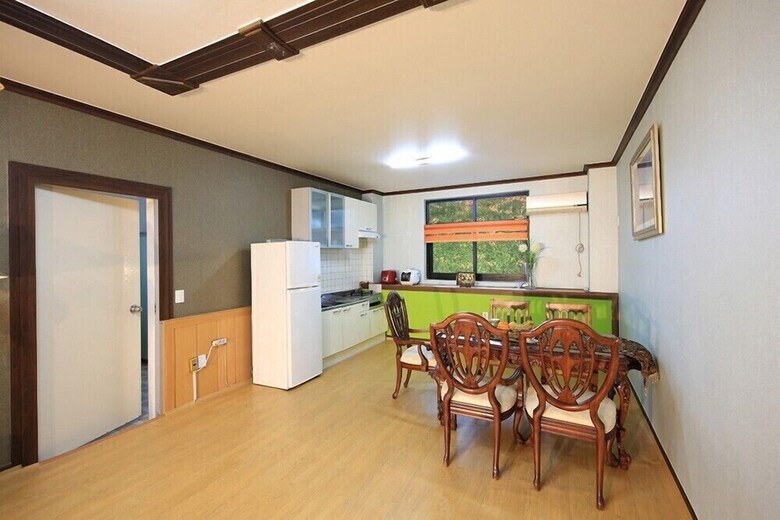 Pension Dodumir House