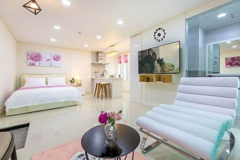 Arco Poolvilla Pension