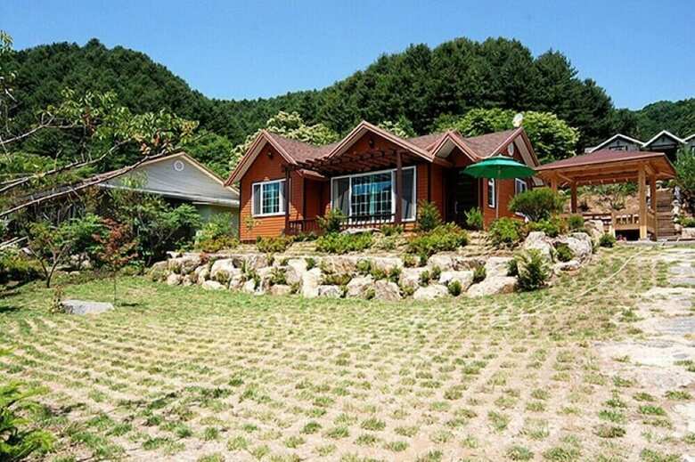 Seasonal Sky Pension