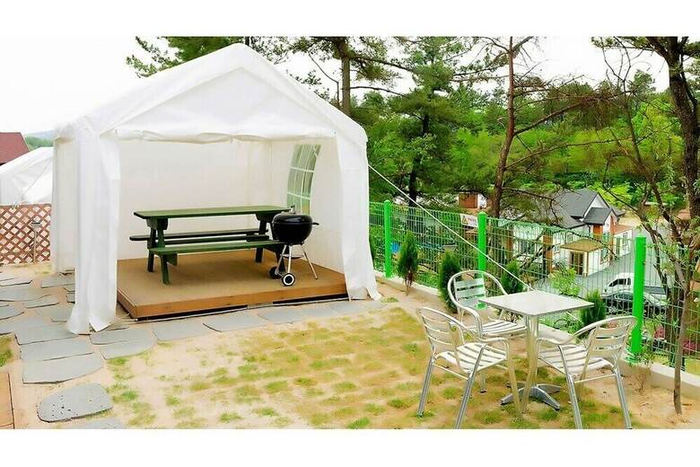 Camino Poolvilla Pension