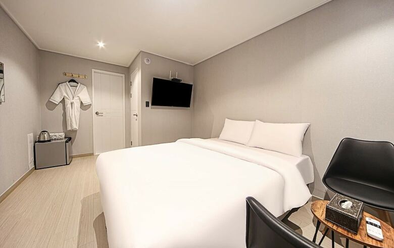 Hotel26