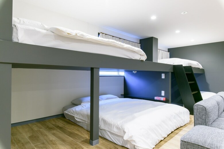 Apartamentos No.8 Uemura Building