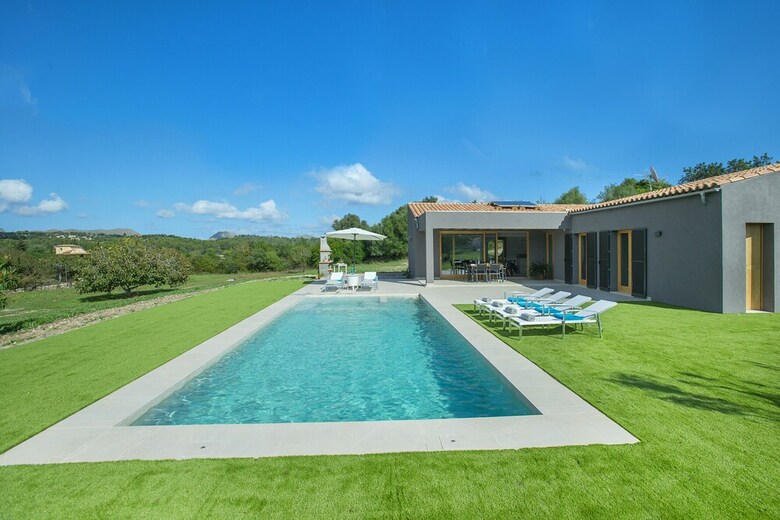 Villa Mir