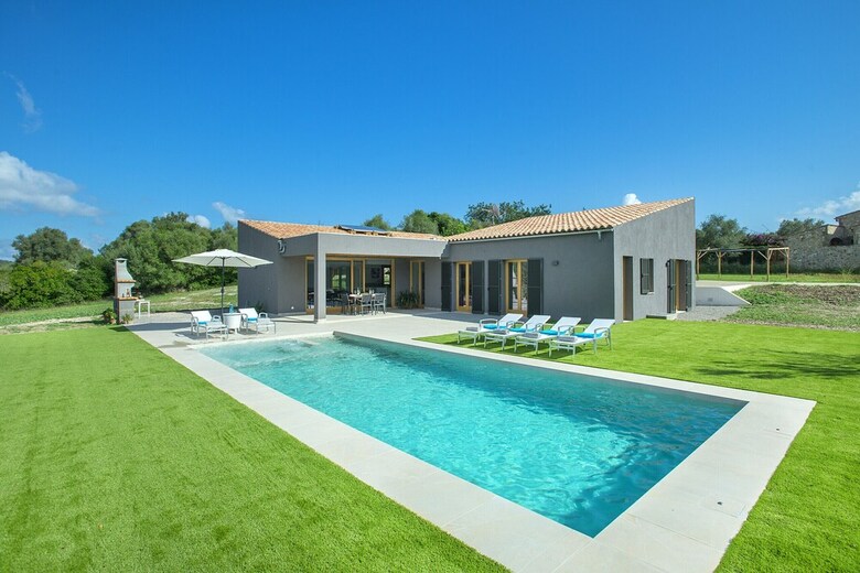 Villa Mir