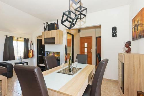 Apartments Kostijal