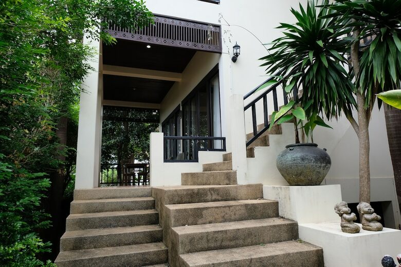 Hotel Baan Poon Baan Sabai