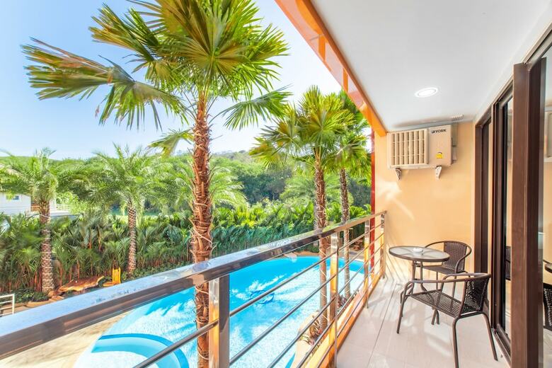 Naiharn Sea Apartment