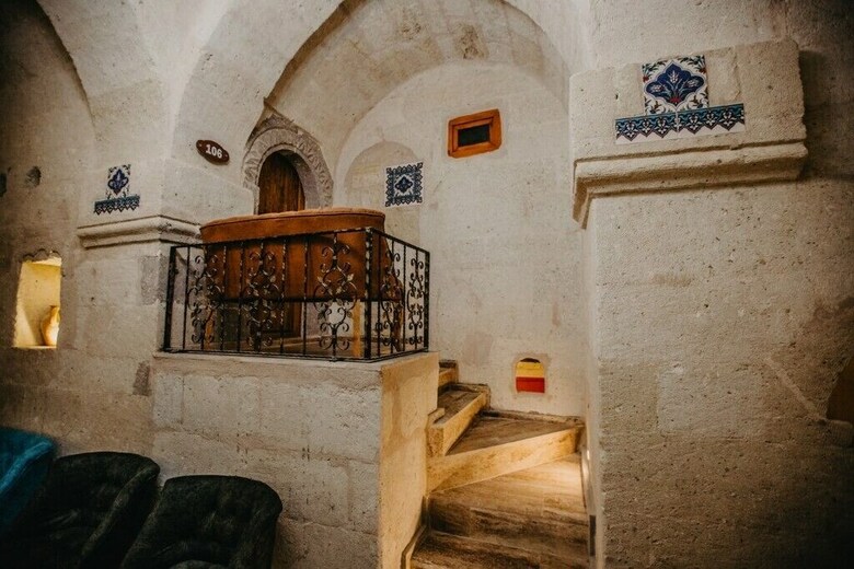Hotel Albatros Cave Otel