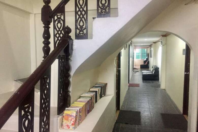 Hostal Golden Bee Phiphi Hostel