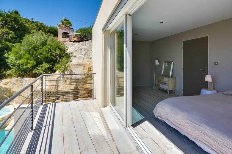 Just In Cassis