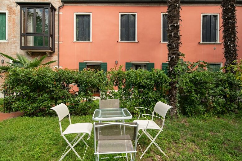 Garden Apartment