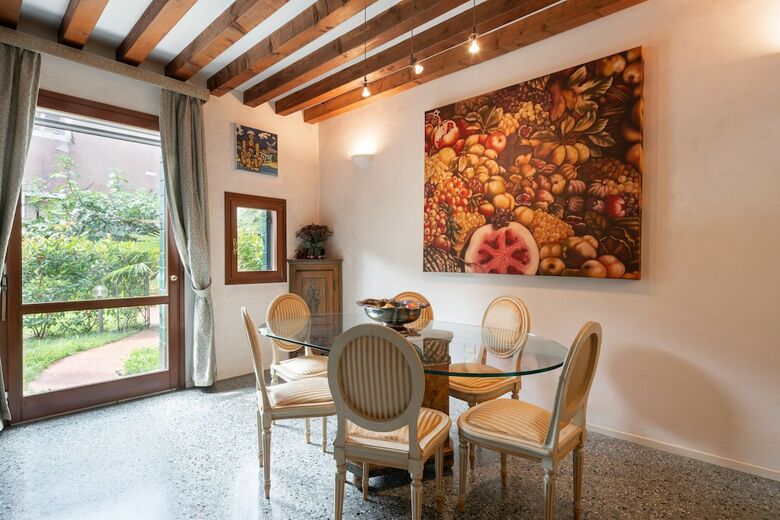 Garden Apartment
