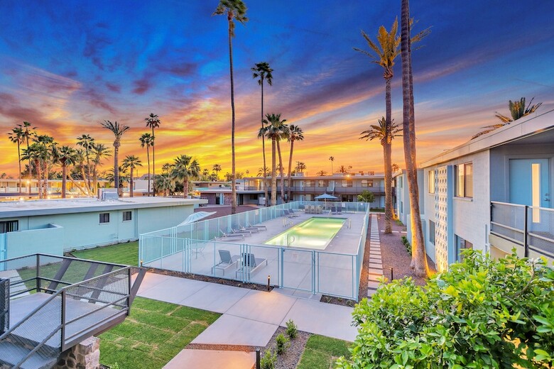 Hostal Modern Contemporary Ot Scottsdale W-pool