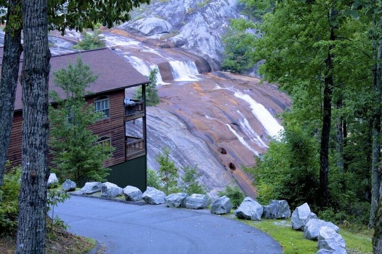 North Carolina Mountain Escape