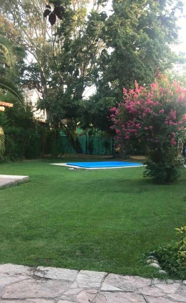 Hotel La Posada De Chacras