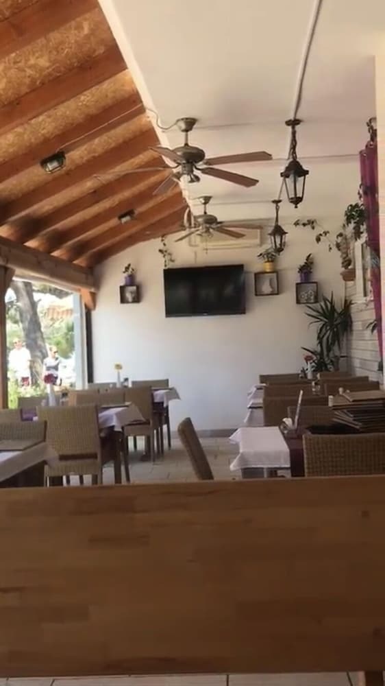 Hotel Apartmani Dasa Tucepi