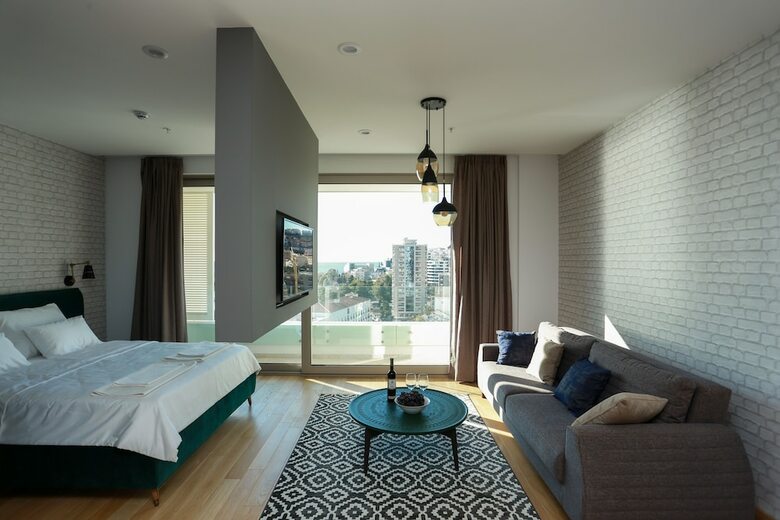 Lux Apartments Wow