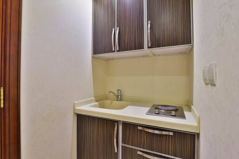 Oyo 418 Hotel Manazil Al Hour 2