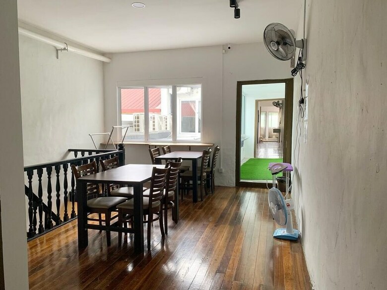Hostal Hostel Hornbills Nest