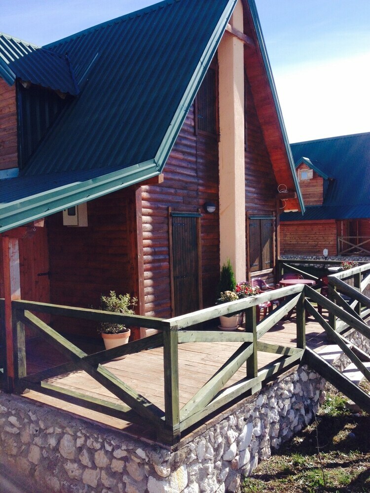 Cabana Stunning 2-bed Cottage With In ?abljak
