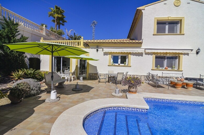 Villa - 4 Bedrooms With Wifi - 105020