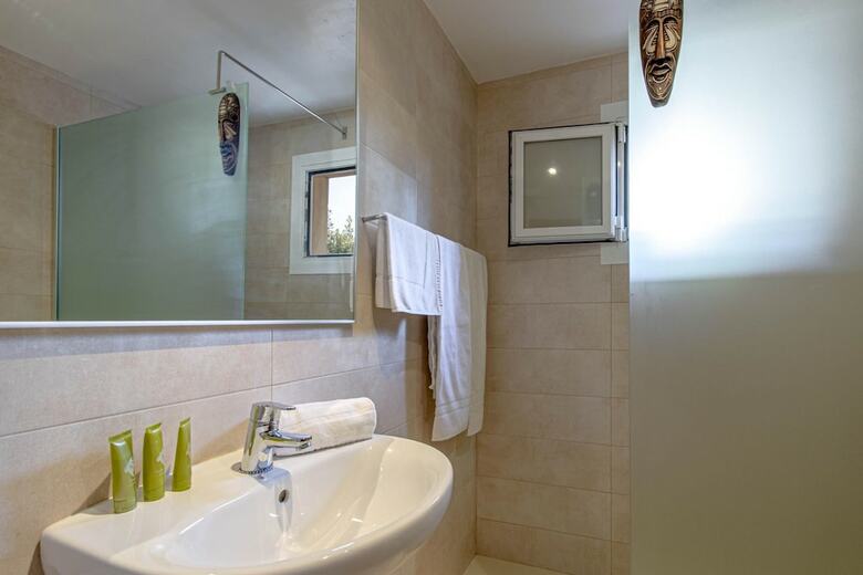 Villa Apartment - 1 Bedroom With Pool And Wifi - 103217