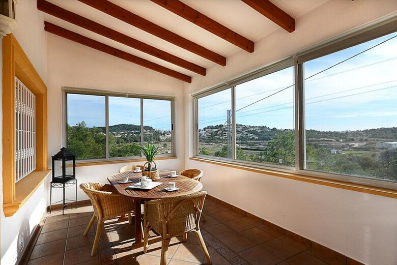 Villa - 4 Bedrooms With Pool - 106435