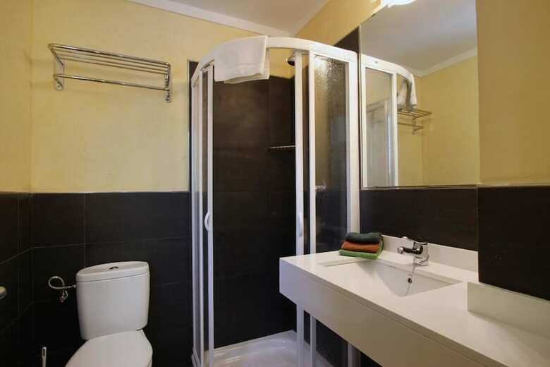 Villa - 4 Bedrooms With Pool And Wifi - 103196