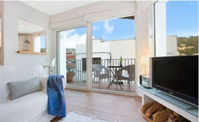 Villa Apartment - 2 Bedrooms - 107579