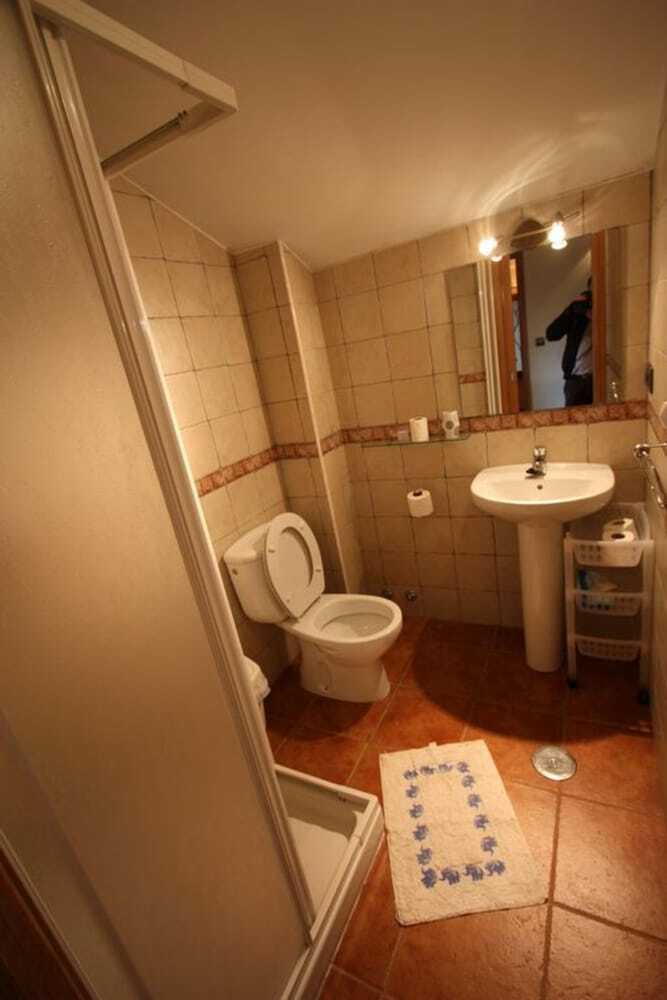 Villa House - 5 Bedrooms - 107654