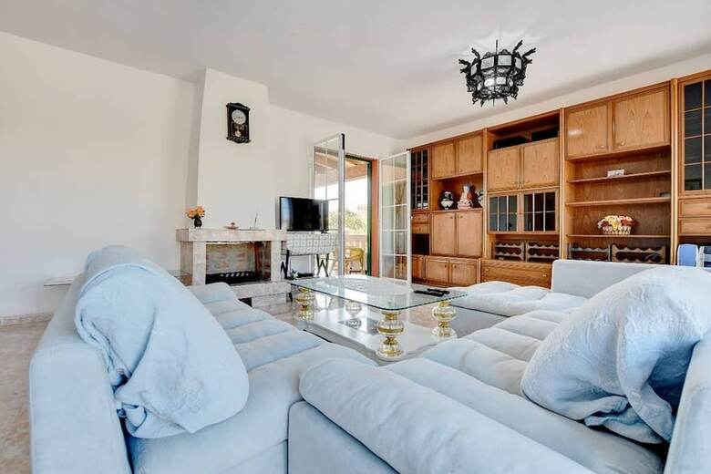 Villa - 5 Bedrooms With Pool And Wifi - 107783
