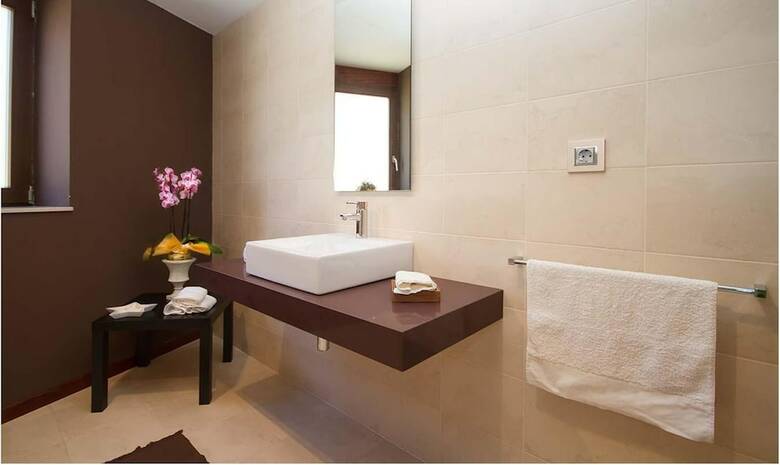 Villa House - 3 Bedrooms - 107757