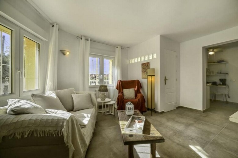 Villa - 4 Bedrooms With Pool And Wifi - 104963